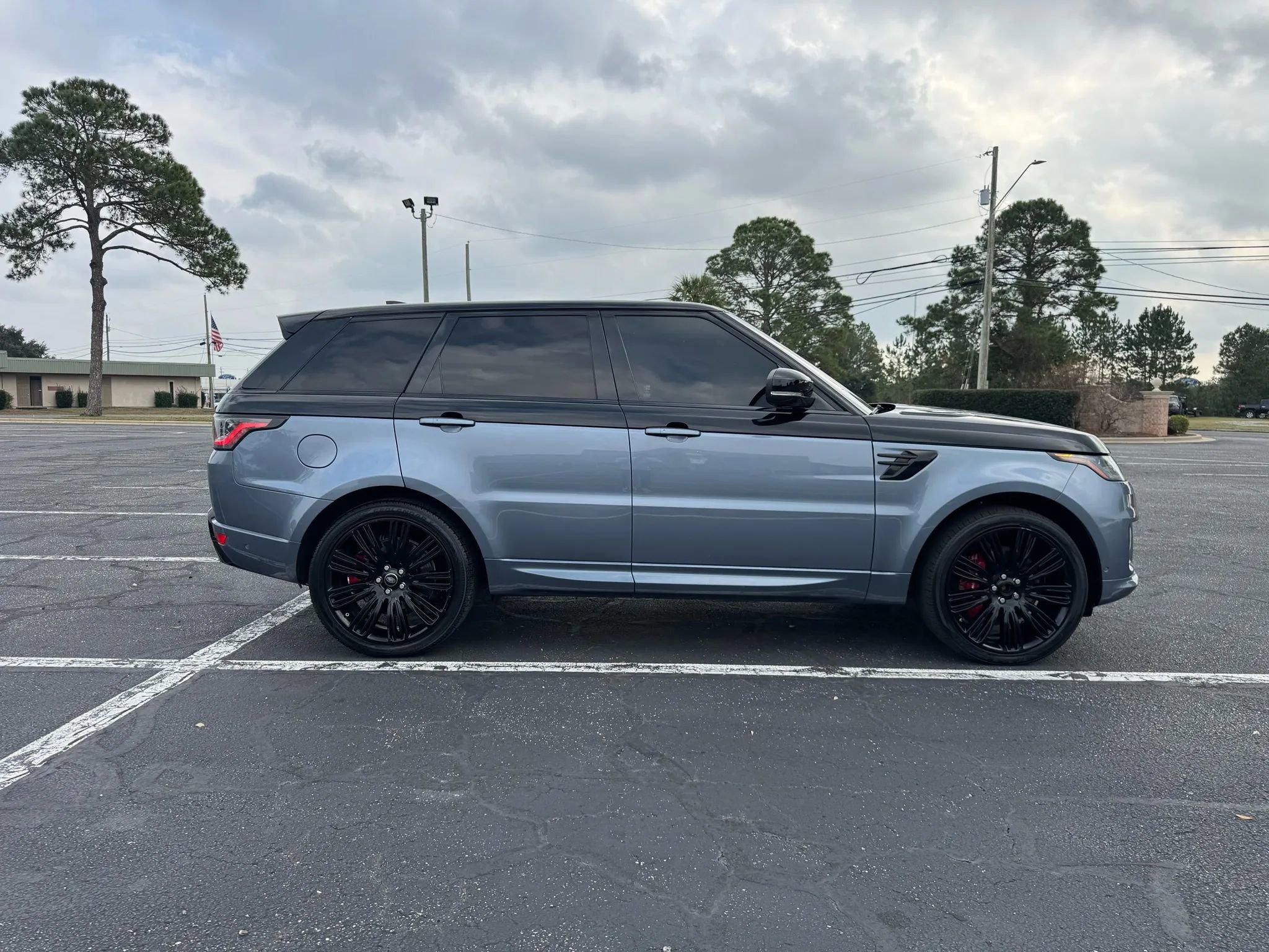Used 2019 Land Rover Range Rover Sport HSE Dynamic AWD/4WD image 5