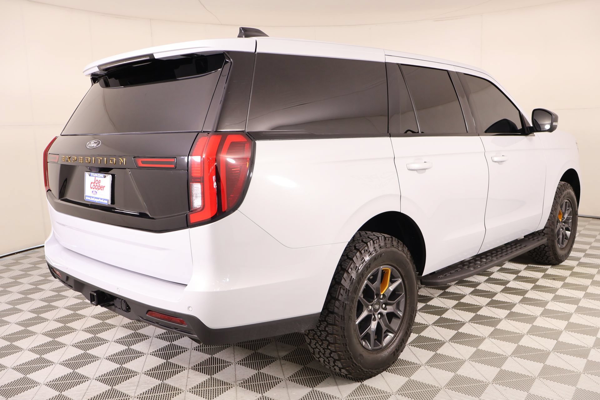 Used 2026 Ford Expedition Tremor AWD/4WD image 25