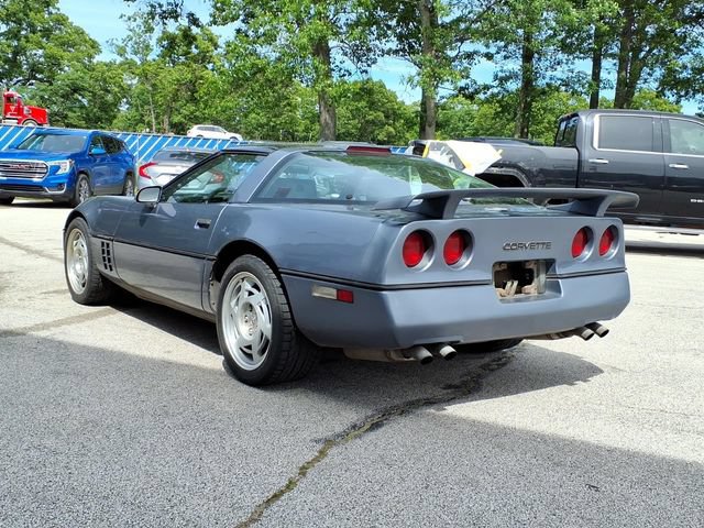 Used 1990 Chevrolet Corvette Coupe RWD image 11