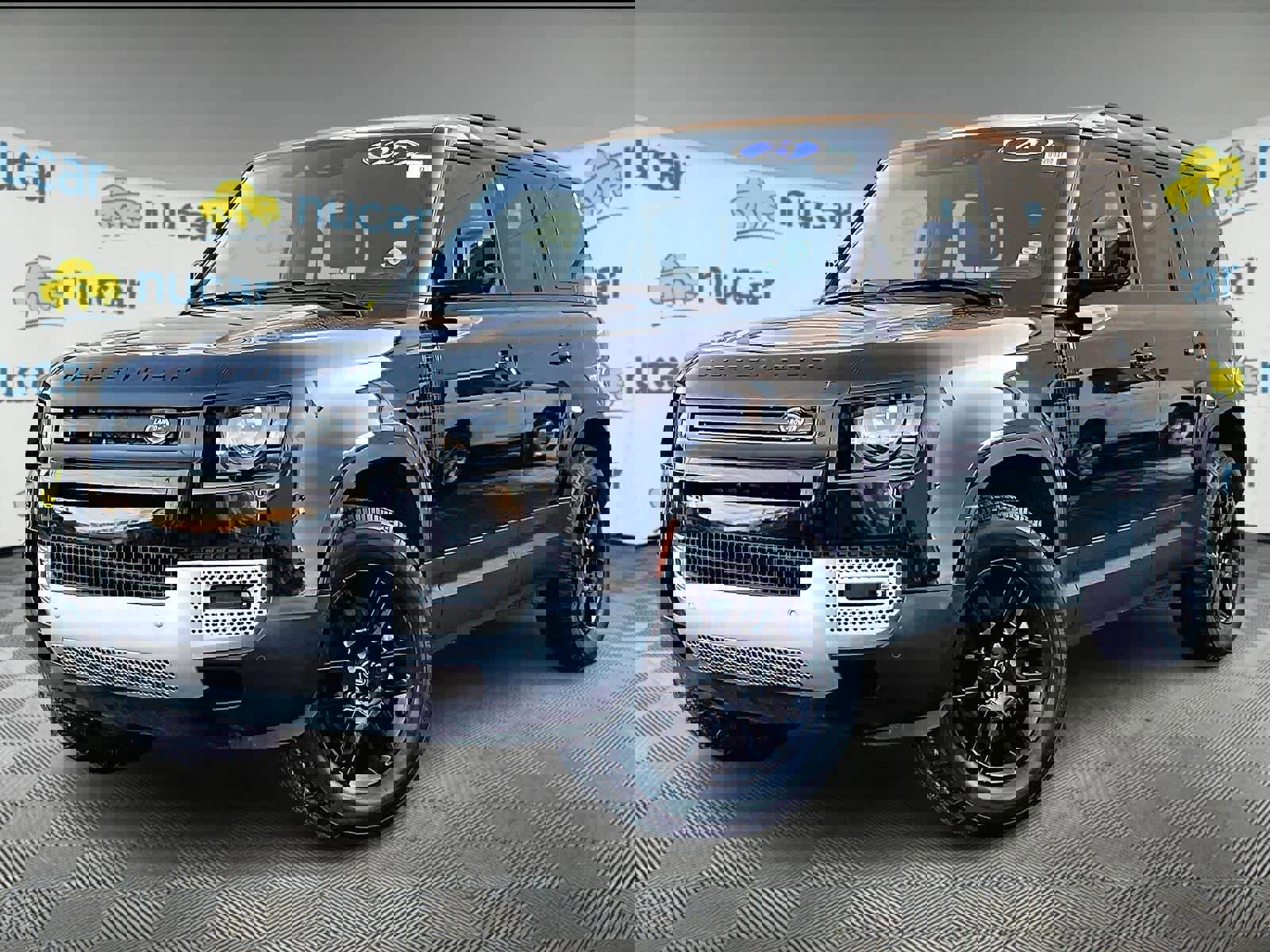 Used 2025 Land Rover Defender 110 S image 3