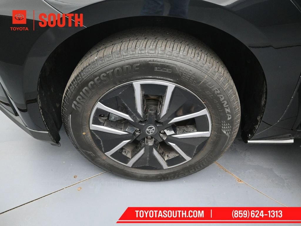 Used 2026 Toyota bZ FWD image 40