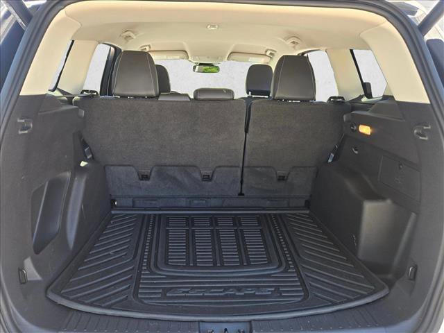Used 2019 Ford Escape SEL FWD image 6