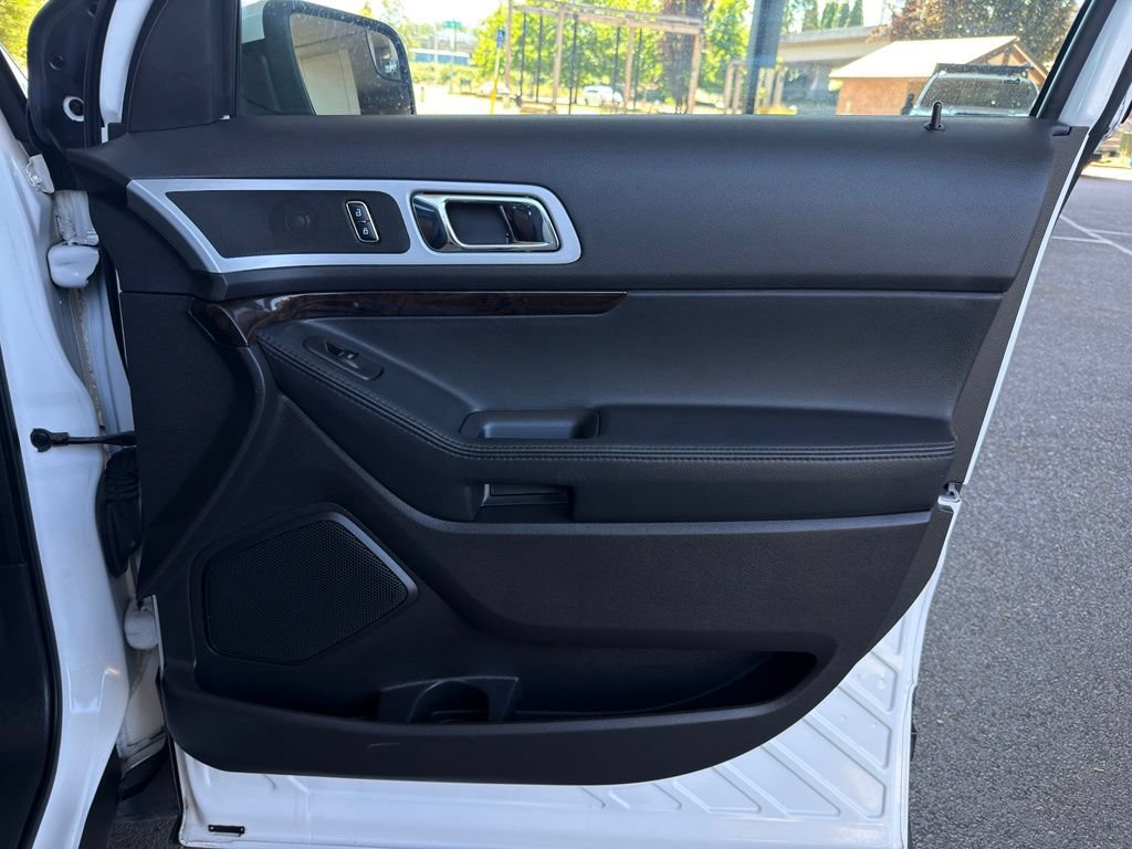 Used 2012 Ford Explorer Limited AWD/4WD image 30