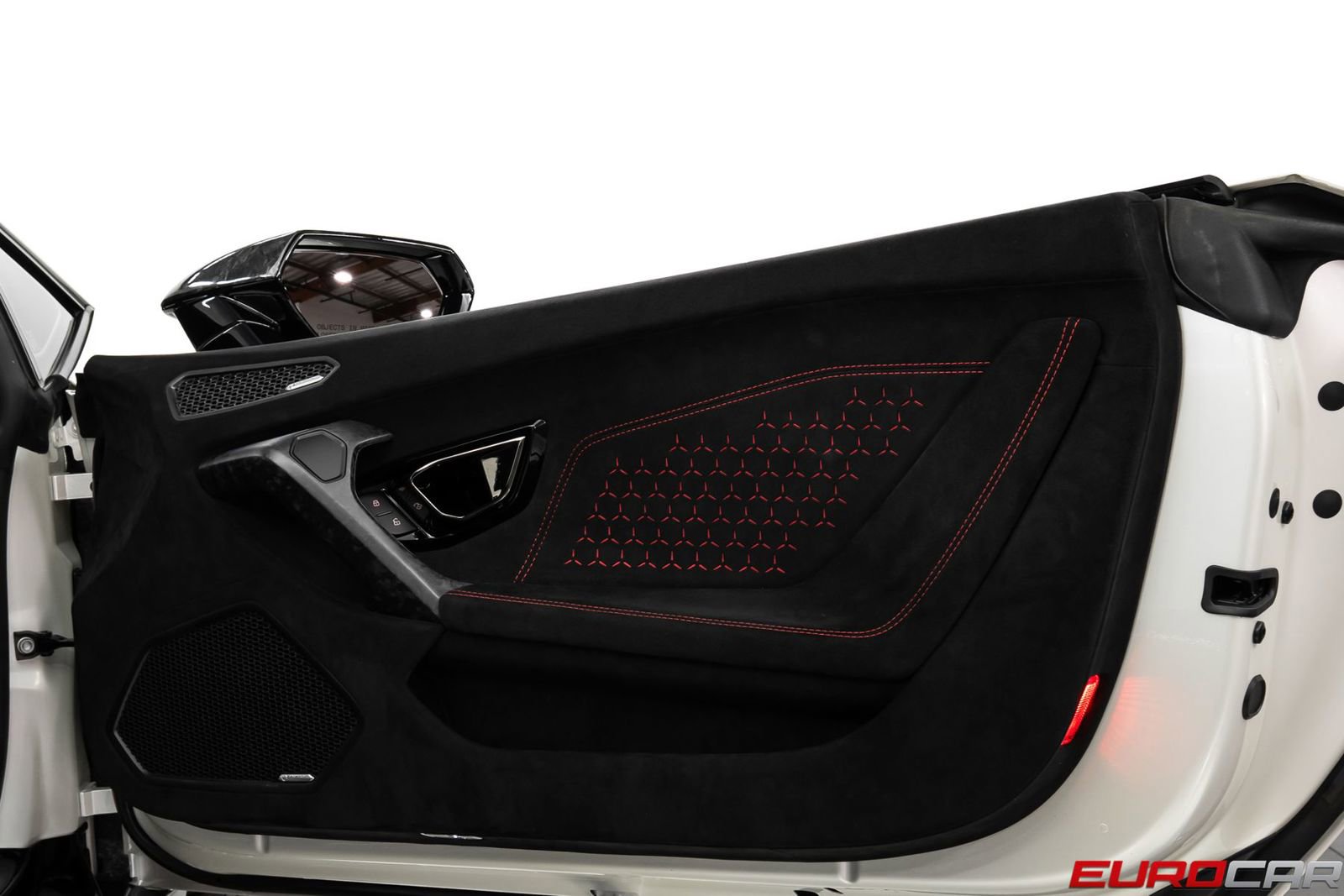 Used 2018 Lamborghini Huracan Performante AWD/4WD image 29