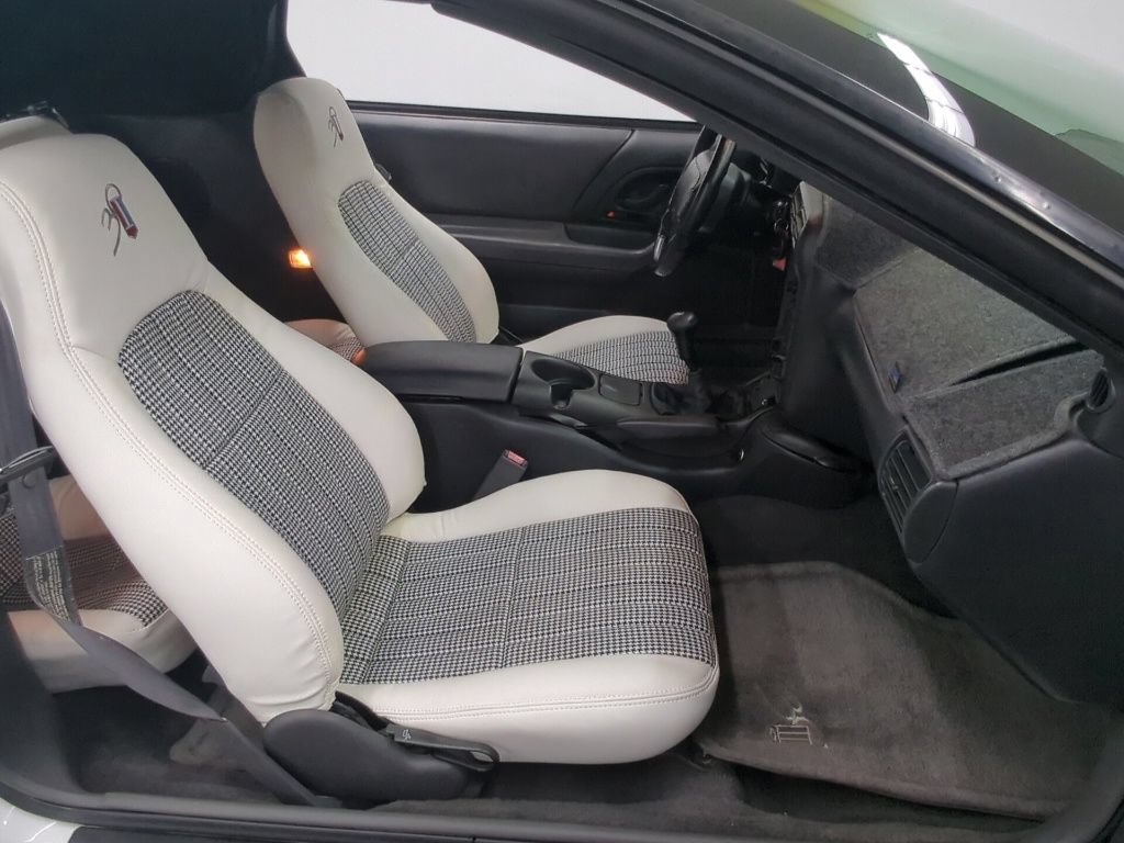 Used 1997 Chevrolet Camaro SS w/ SS Alteration Pkg RWD image 22