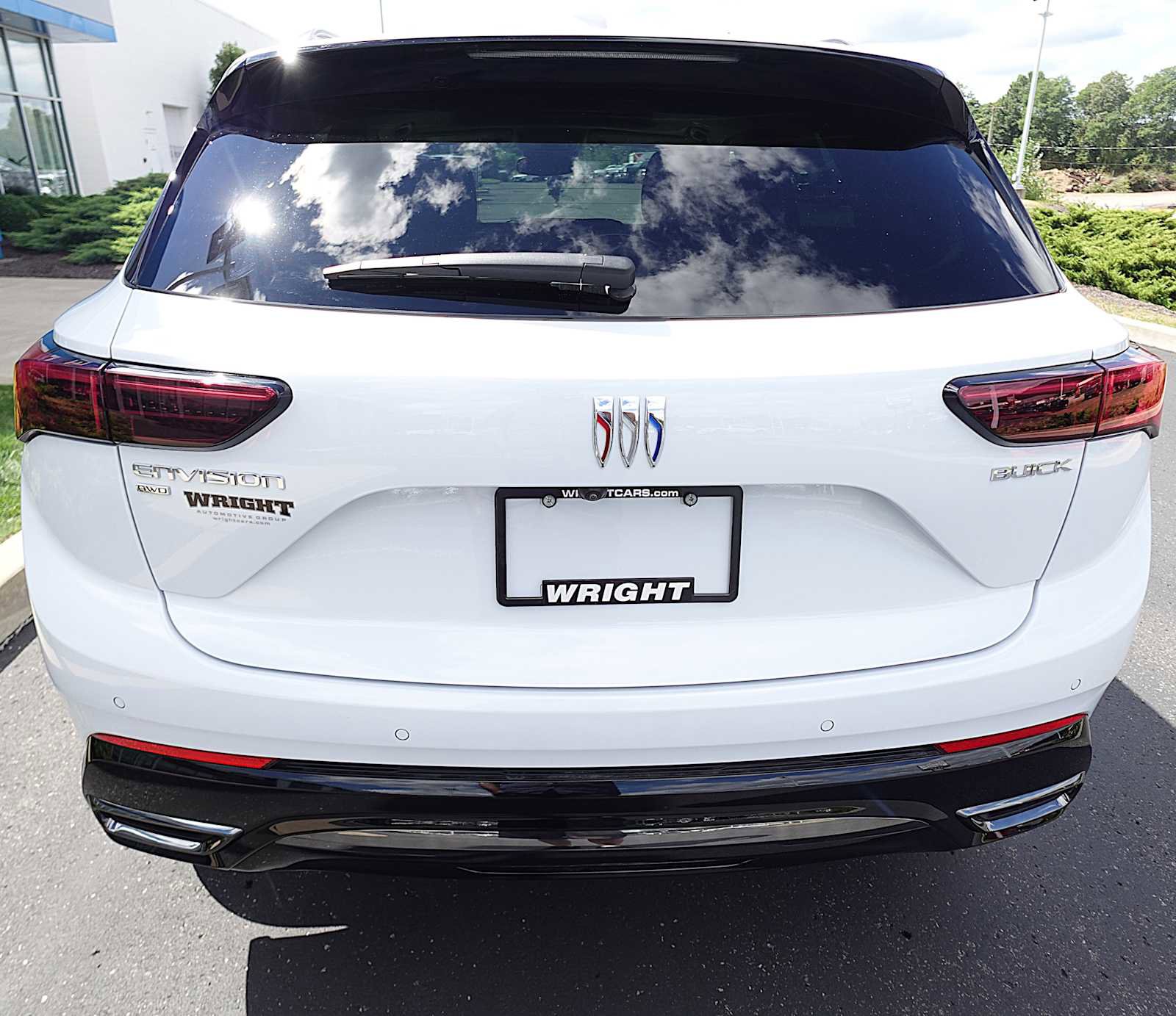 New 2025 Buick Envision Sport Touring image 4