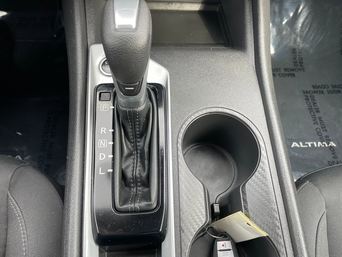 Used 2025 Nissan Altima 2.5 SV FWD image 18