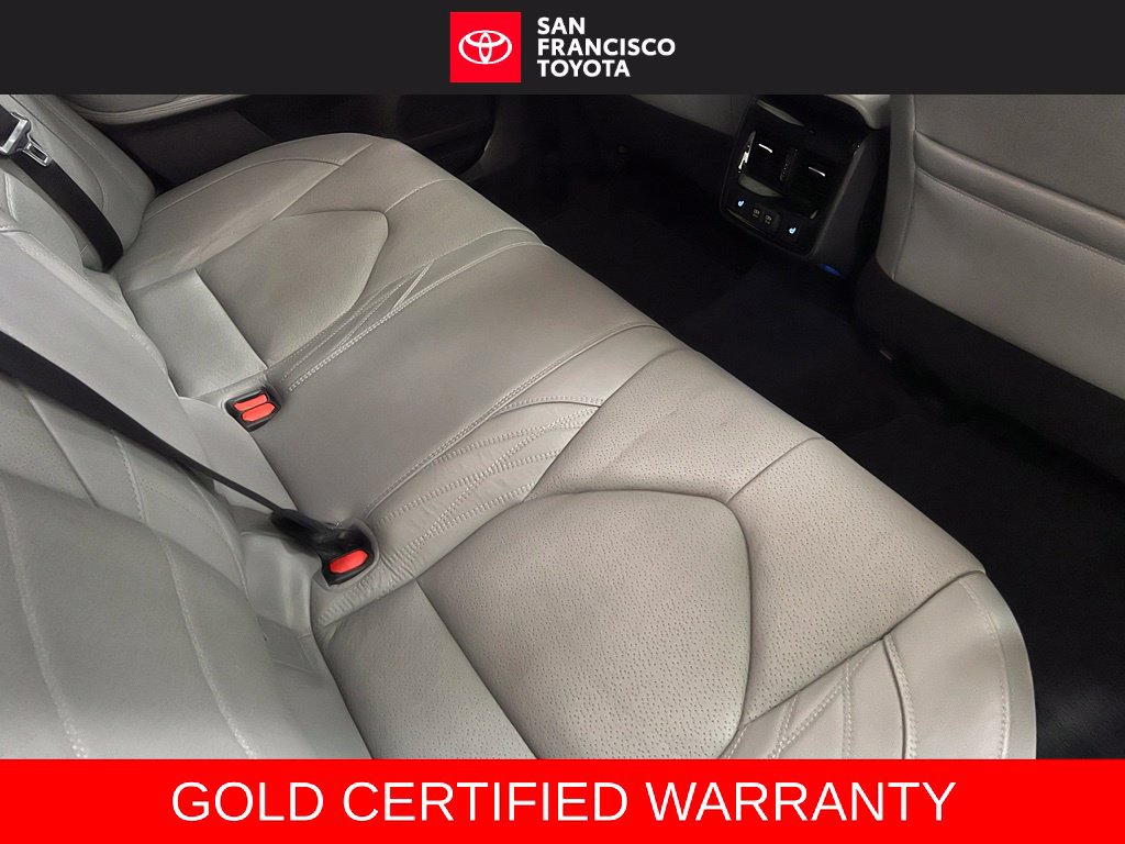 Certified 2020 Toyota Avalon Limited w/ Advanced Safety Package FWD image 19