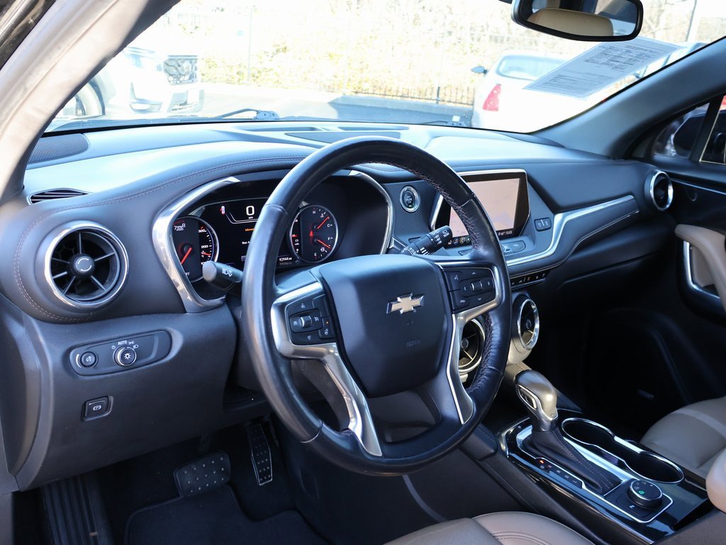 Used 2020 Chevrolet Blazer Premier w/ LPO, Black Grille Bar Package image 17