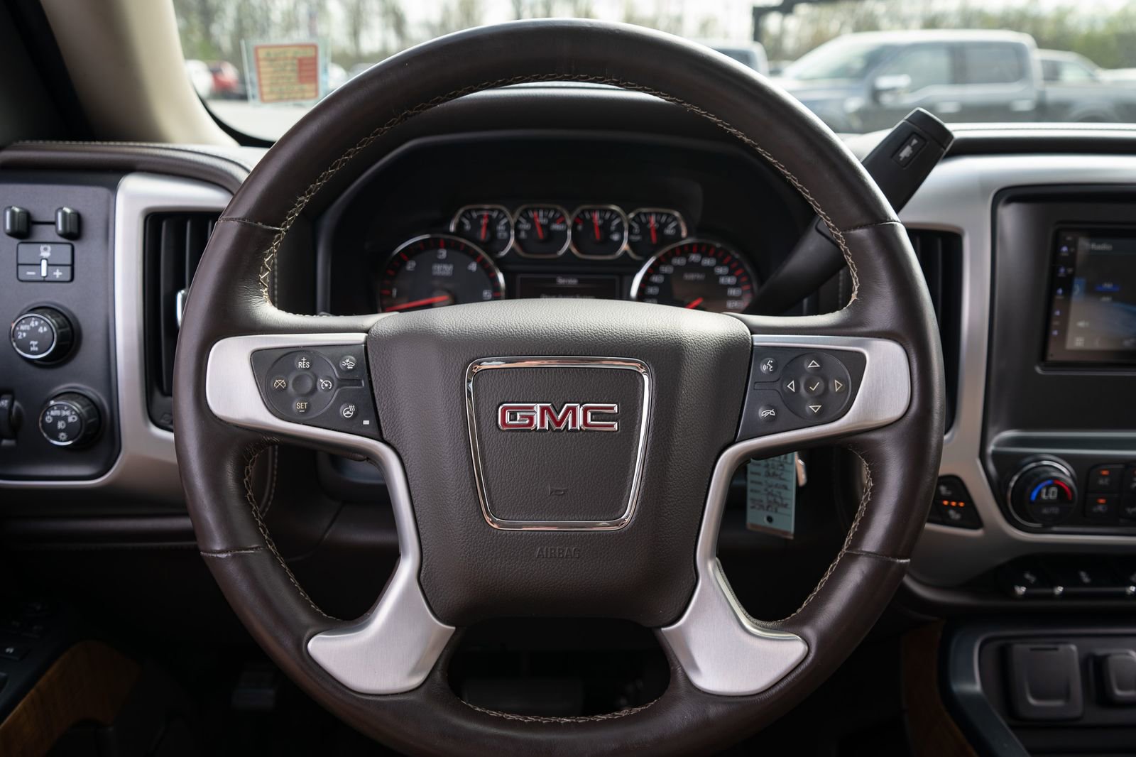 Used 2015 GMC Sierra 1500 SLT w/ Driver Alert Package AWD/4WD image 29