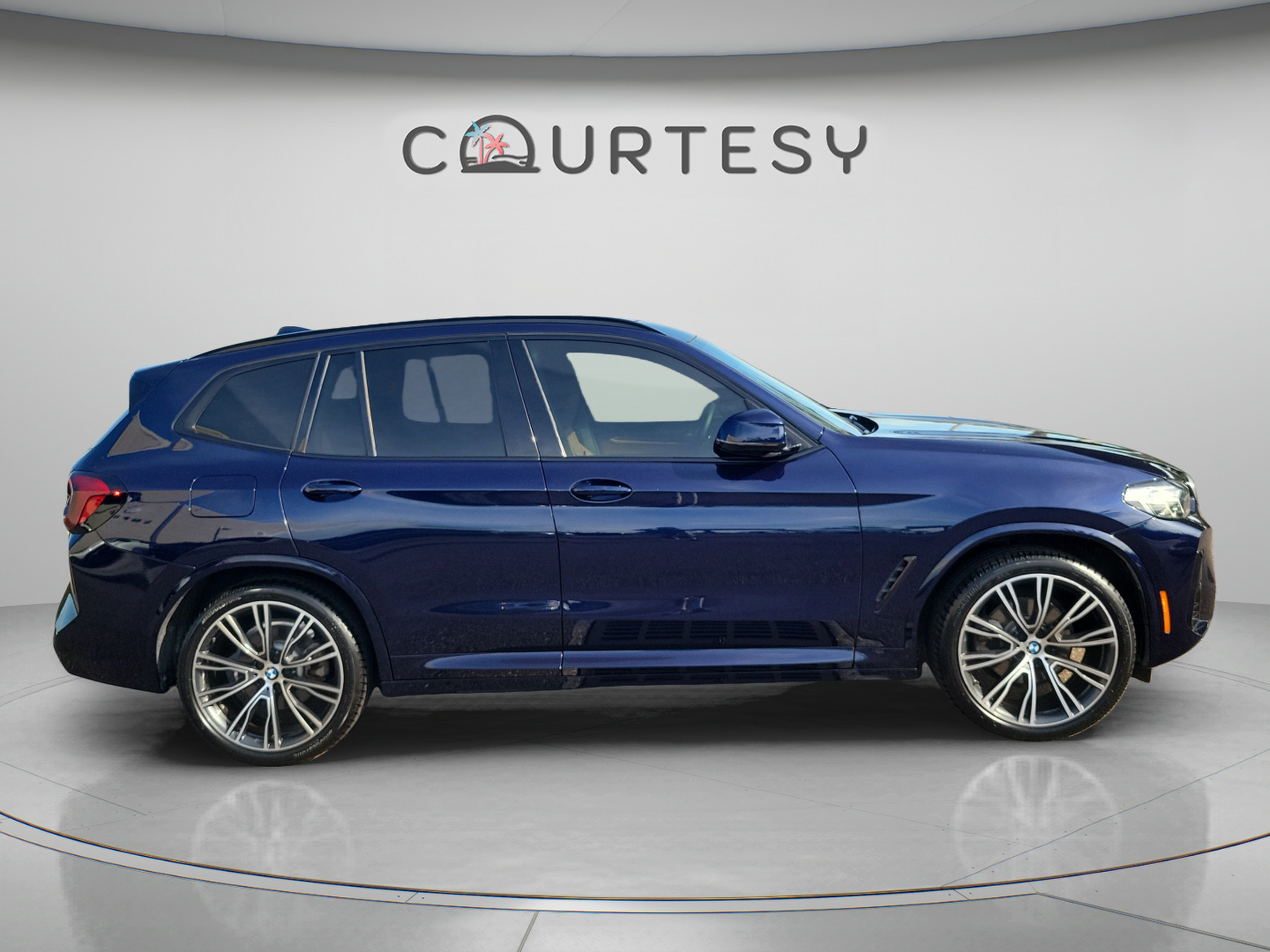 Used 2022 BMW X3 sDrive30i w/ M Sport Package 2 RWD image 6