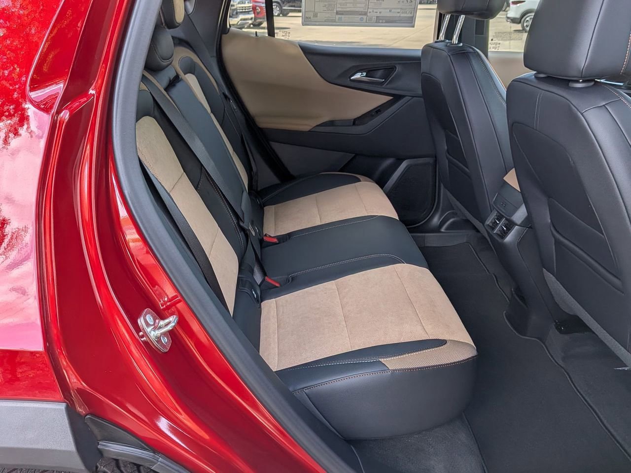 New 2026 Chevrolet Equinox ACTIV w/ Safety and Technology Package FWD image 24