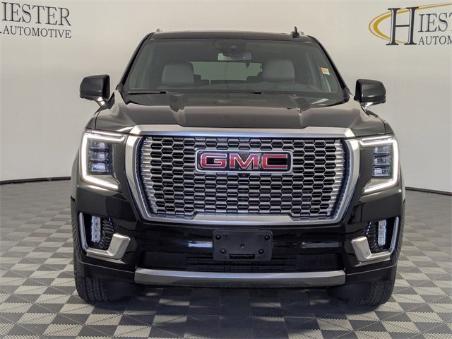 Used 2023 GMC Yukon Denali image 3