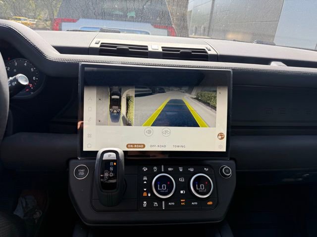 New 2026 Land Rover Defender 110 S image 27