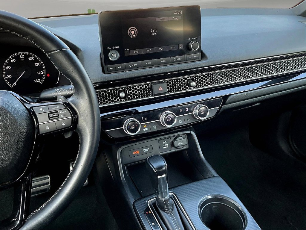 Used 2023 Honda Civic Sport image 11