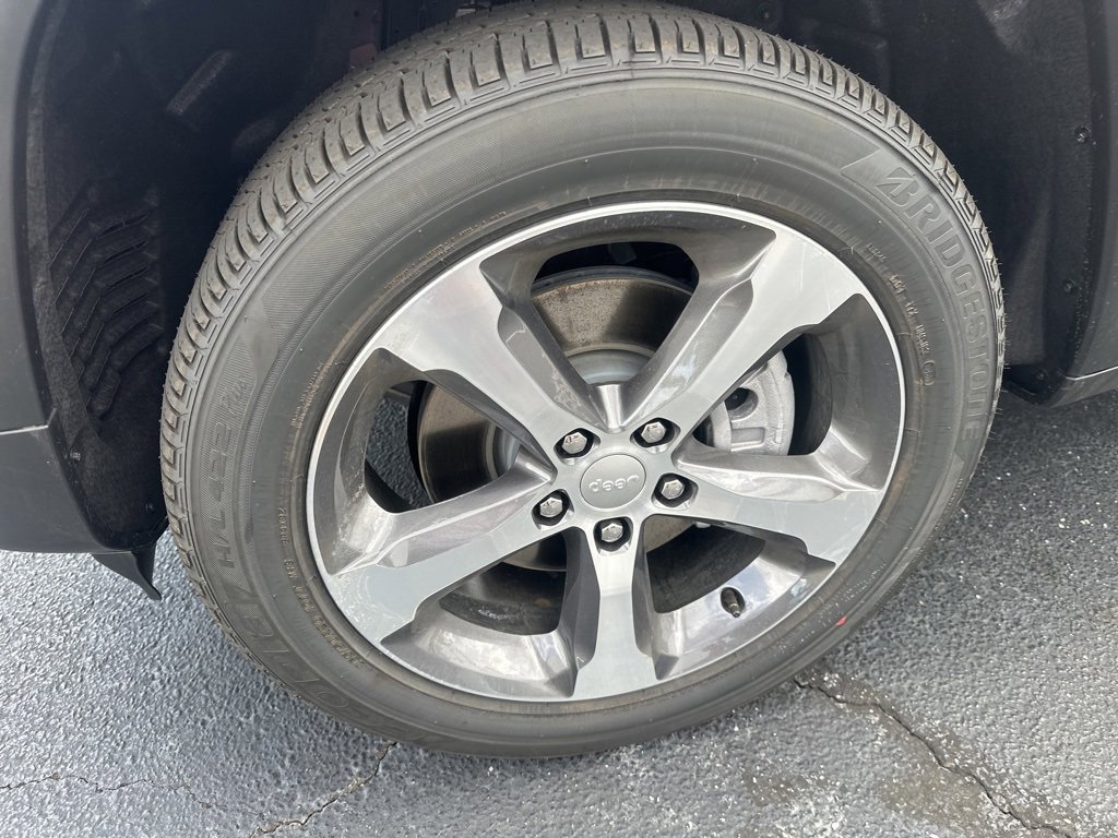 New 2025 Jeep Grand Cherokee L Limited image 7