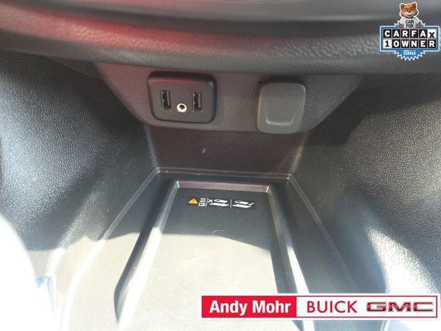 Used 2023 Chevrolet Traverse LT FWD image 39