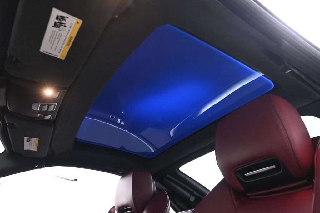 Used 2018 Mercedes-Benz SL 550 image 21
