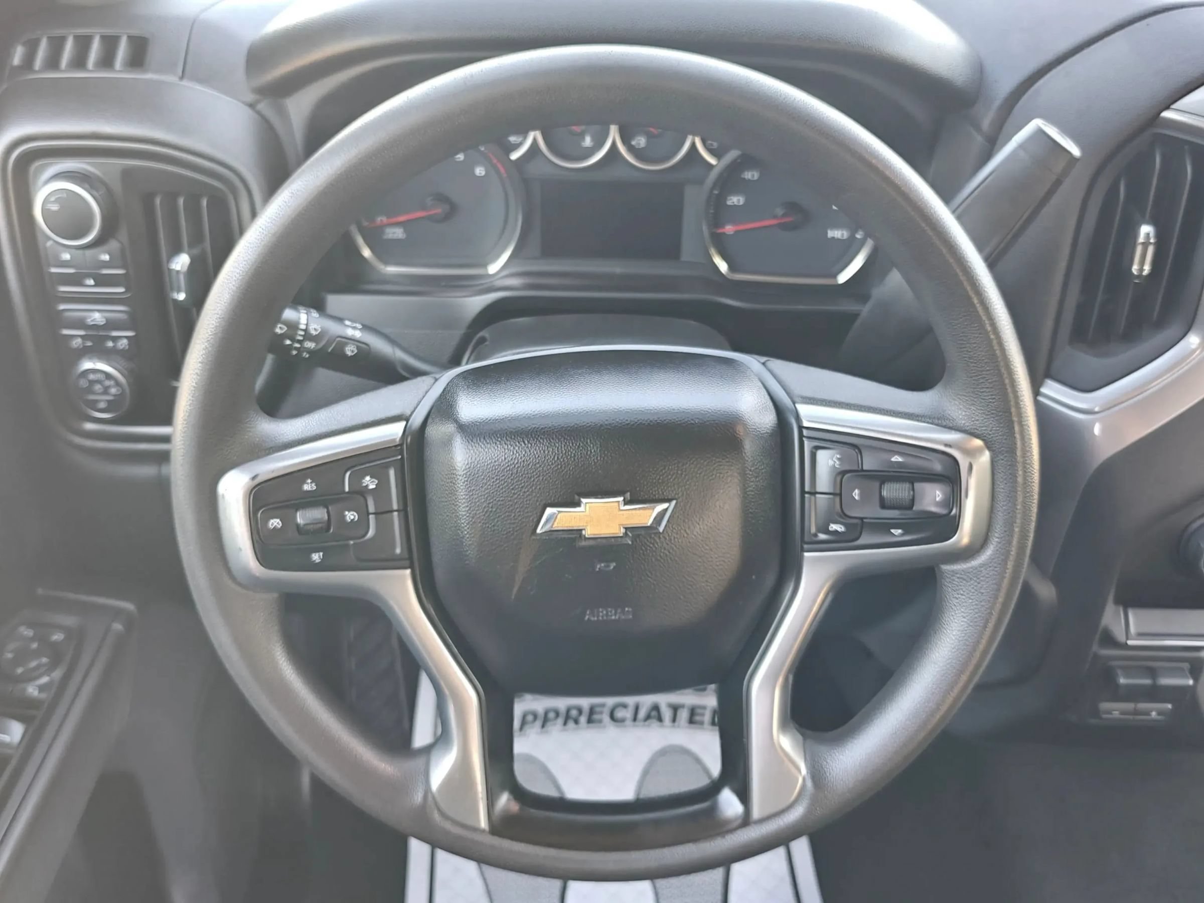 Used 2022 Chevrolet Silverado 2500 Custom w/ Custom Value Package AWD/4WD image 16