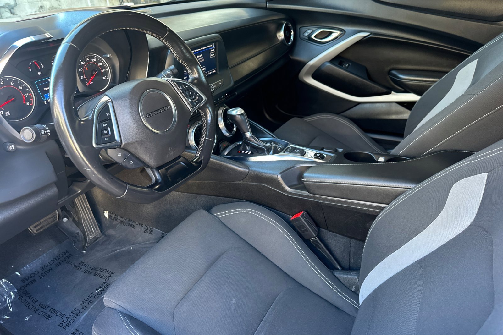 Used 2023 Chevrolet Camaro LT image 10