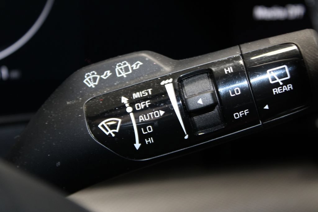 Used 2025 Kia Sportage SX FWD image 36