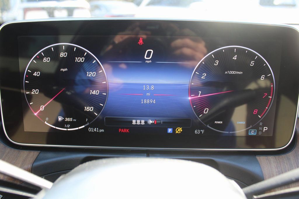 Used 2024 Mercedes-Benz C 300 Sedan image 32