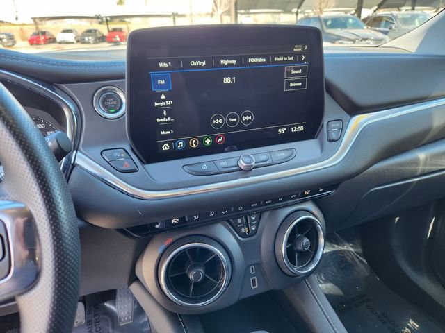 Used 2025 Chevrolet Blazer LT image 25