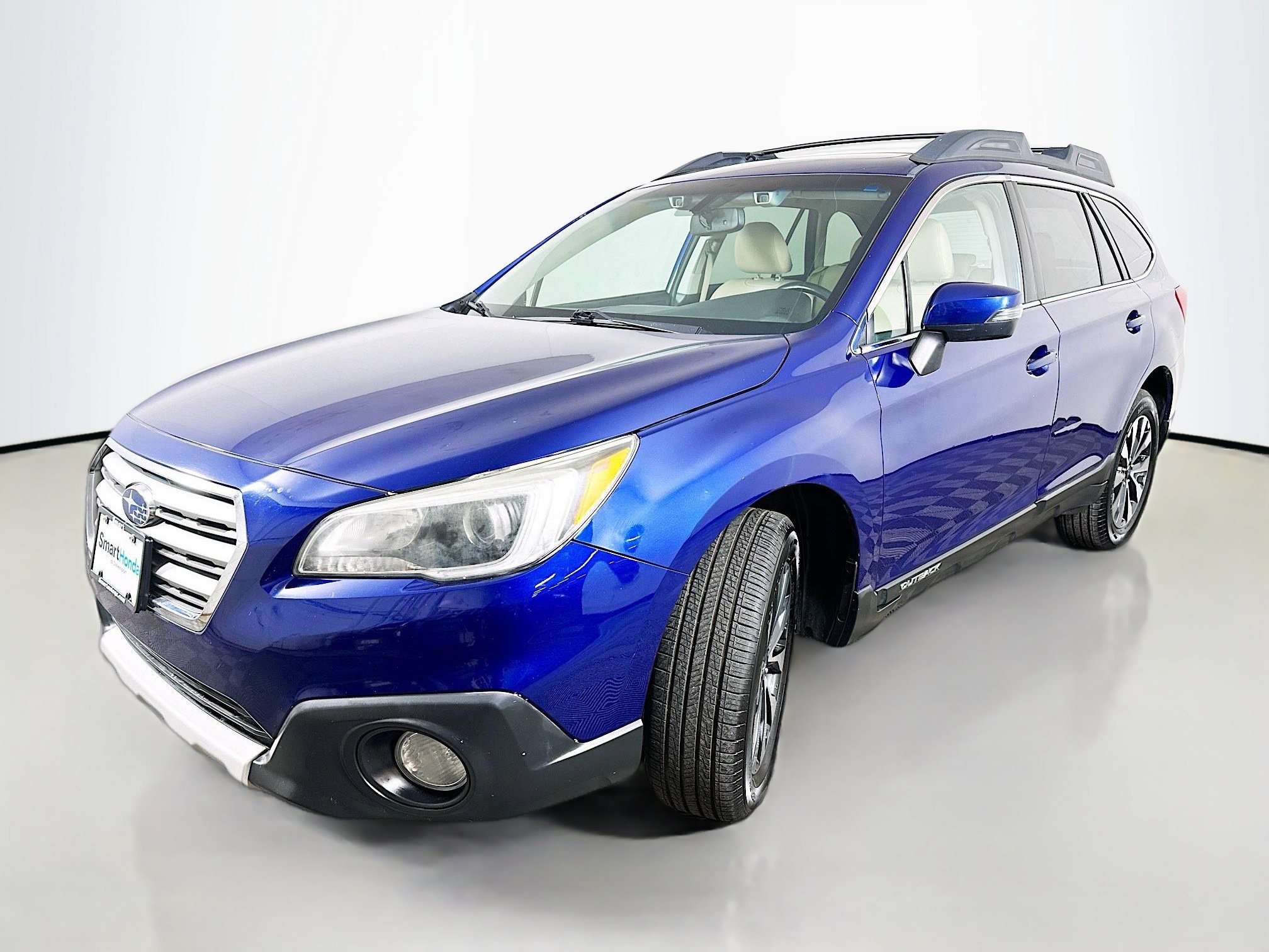 Used 2015 Subaru Outback 3.6R Limited image 3