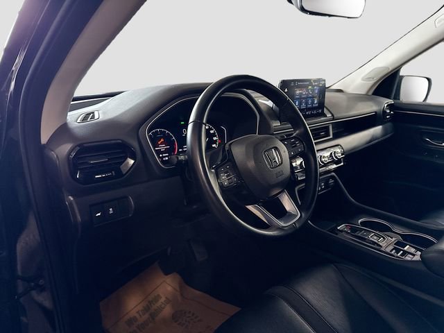 Used 2023 Honda Pilot Touring image 10