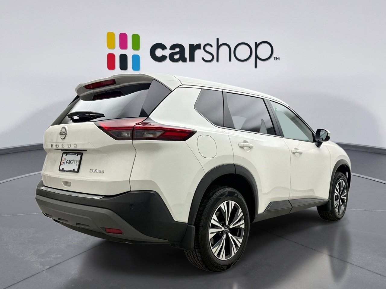 Used 2023 Nissan Rogue SV image 5