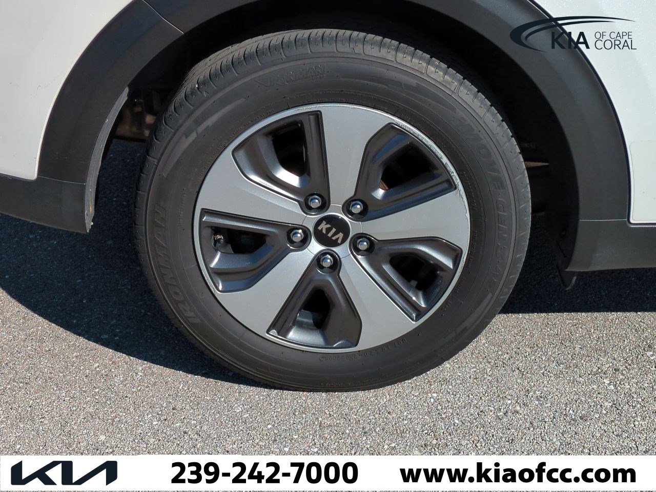 Used 2019 Kia Niro EX image 11