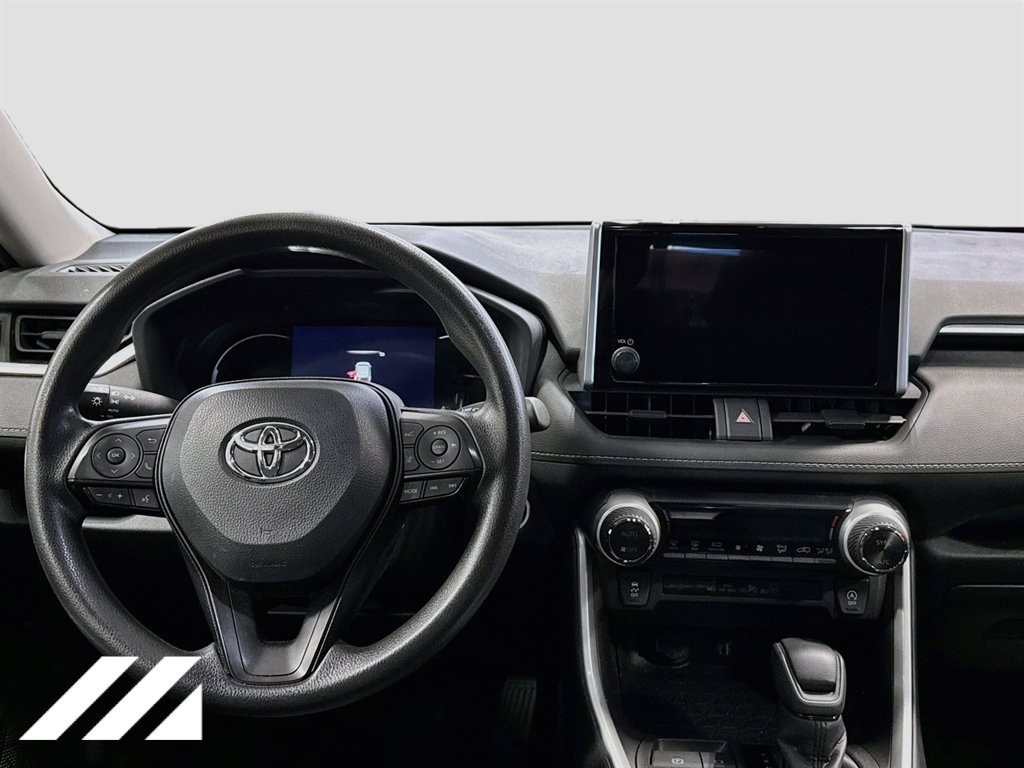 Used 2024 Toyota RAV4 XLE AWD/4WD image 22
