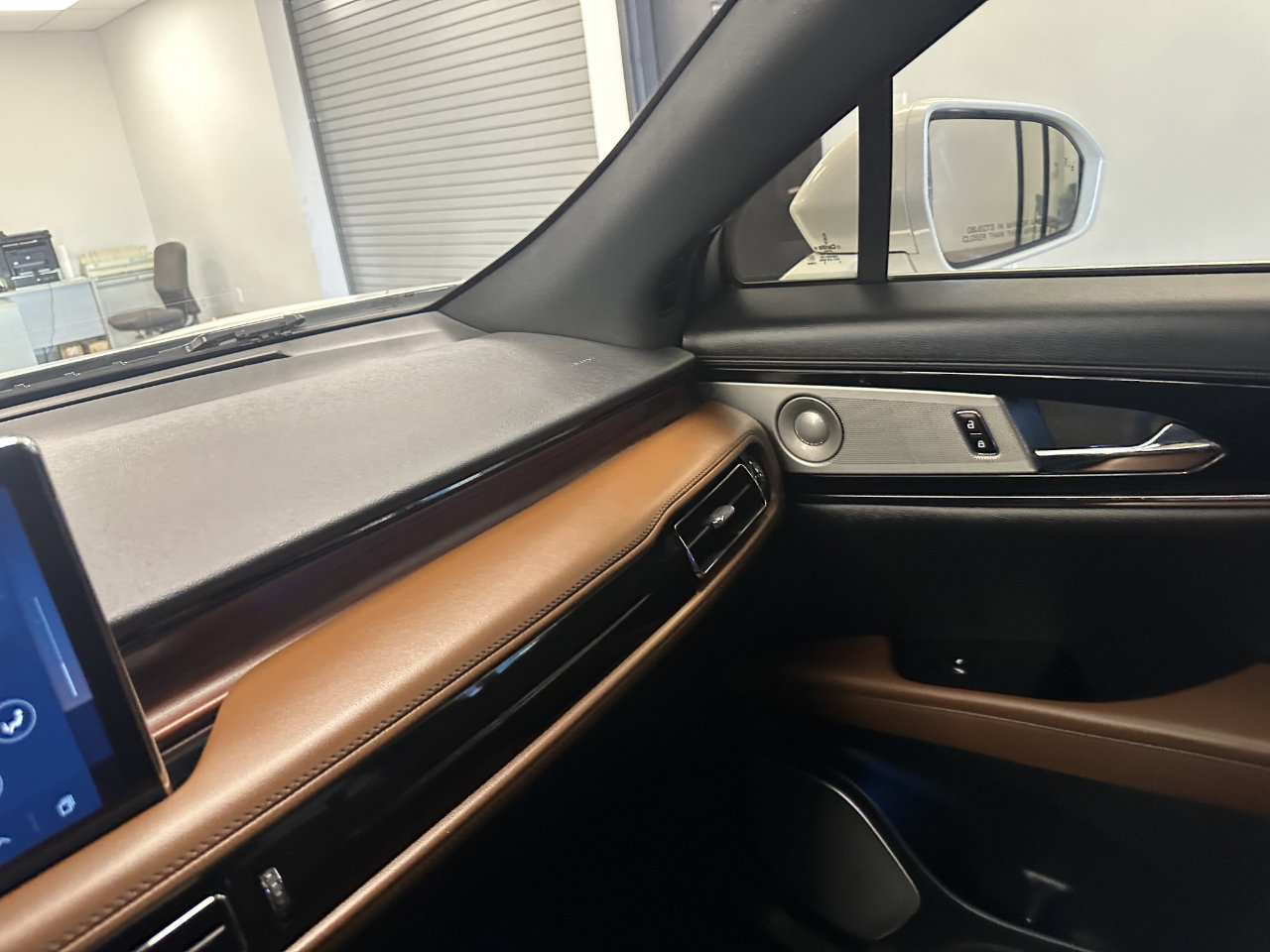 Used 2023 Lincoln Nautilus Reserve w/ Equipment Group 202A image 47