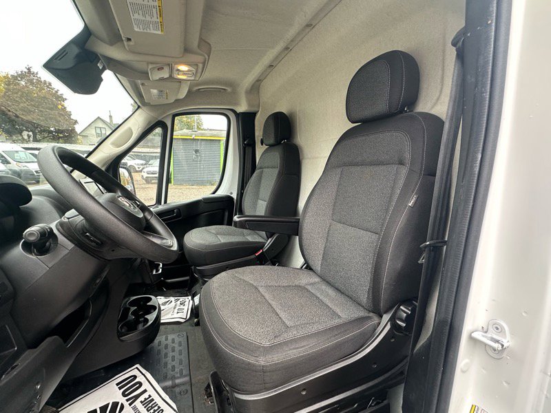 Used 2023 RAM ProMaster 2500 w/ Convenience Group image 9