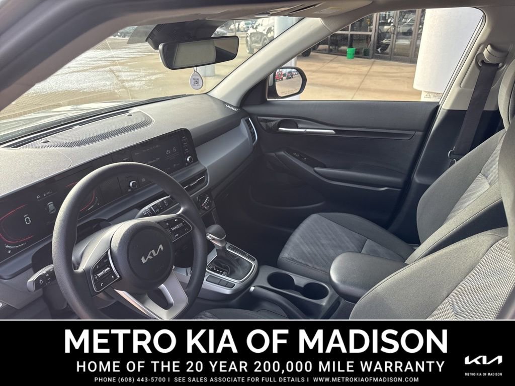 Used 2025 Kia Seltos LX image 15