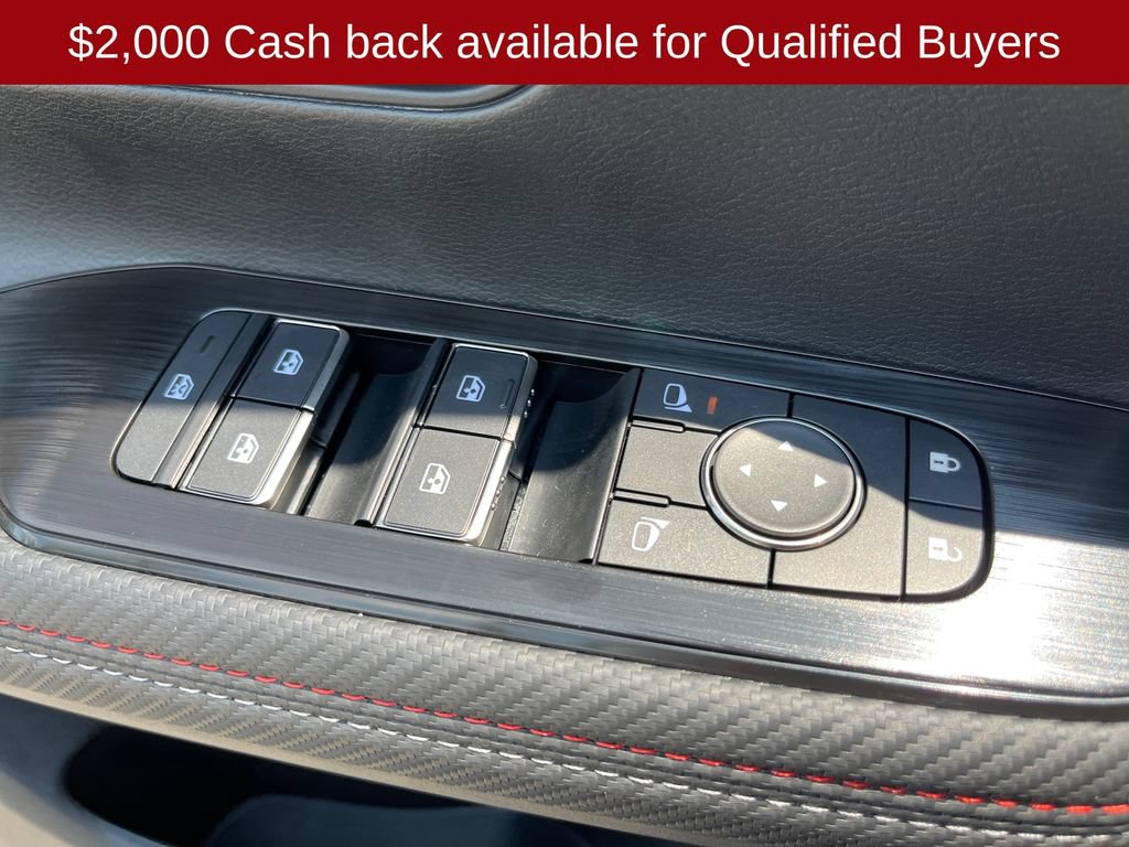 New 2026 Nissan Kicks SR w/ SR Premium Package FWD image 13