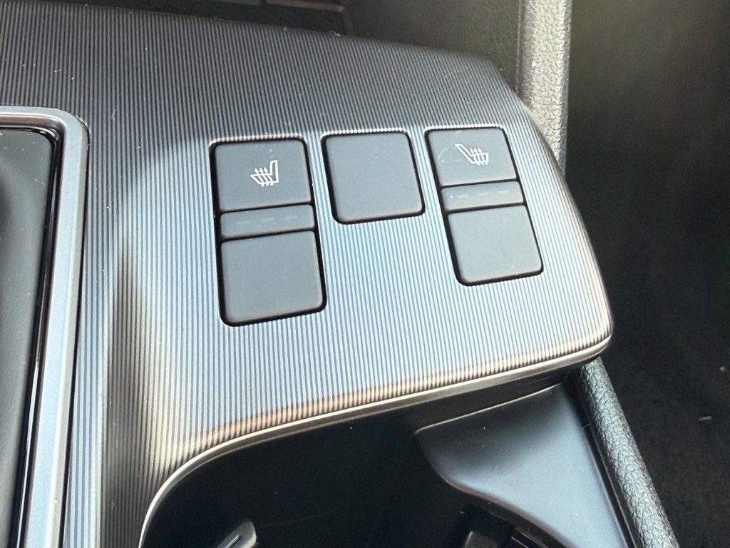 New 2026 Kia Sportage EX w/ EX Panorama Roof Package image 19