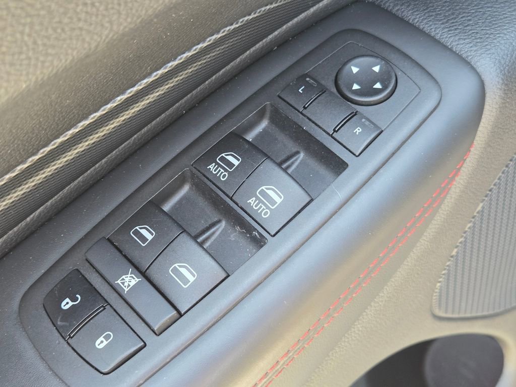 Used 2024 Dodge Durango R/T AWD/4WD image 15