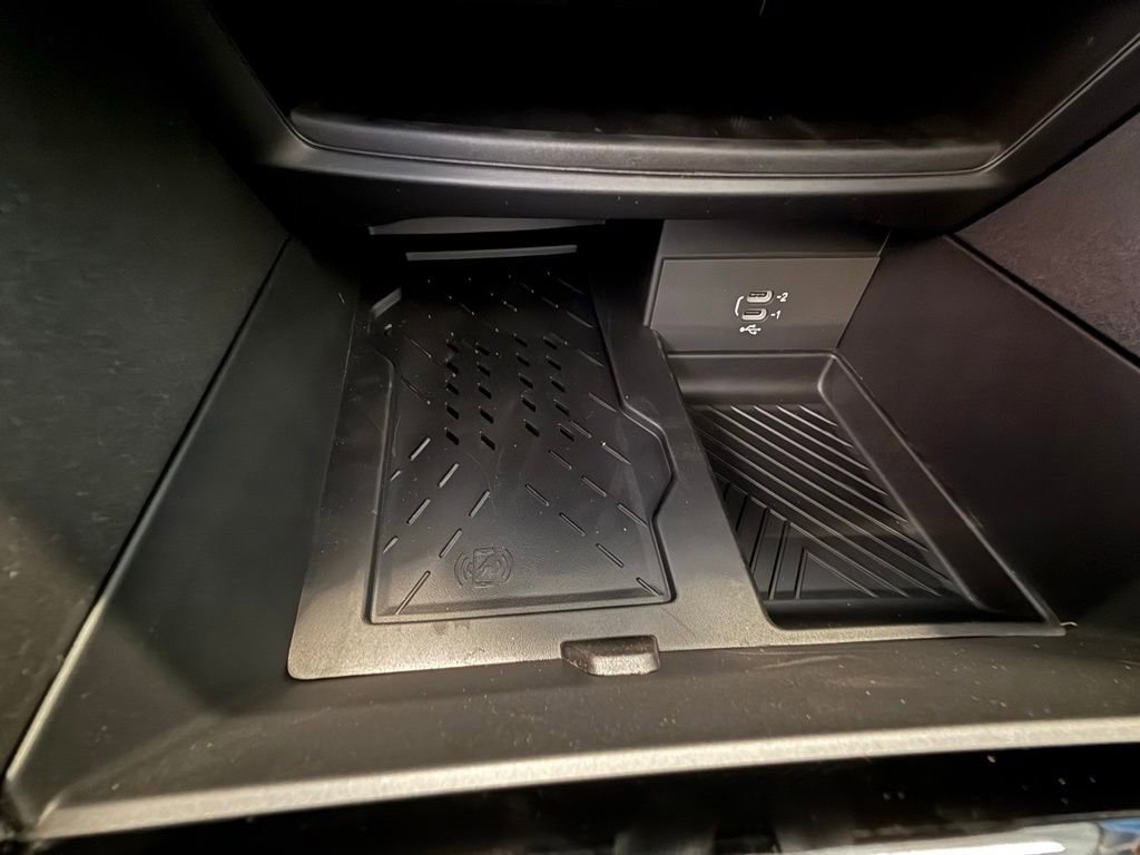 New 2026 Chrysler Pacifica Limited image 35