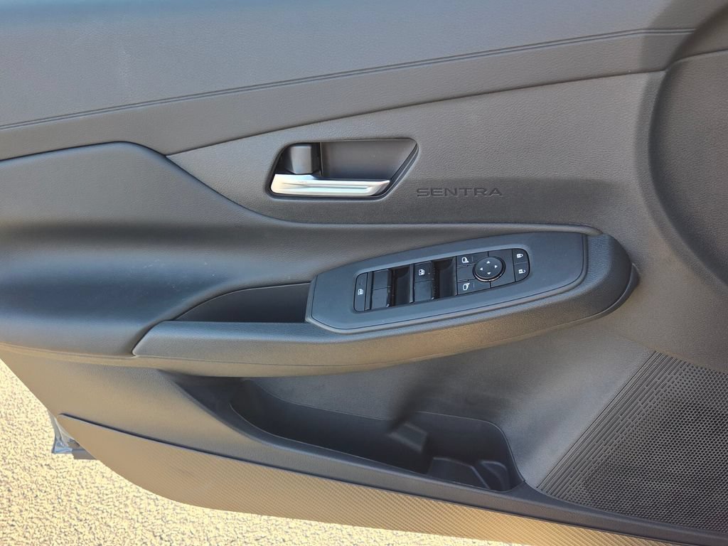 New 2027 Nissan Sentra SV w/ SV Convenience Package FWD image 25