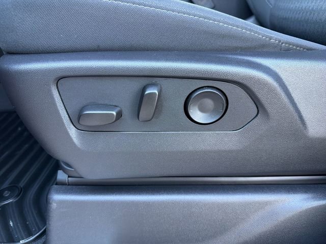 Used 2025 Chevrolet Silverado 2500 LT AWD/4WD image 14