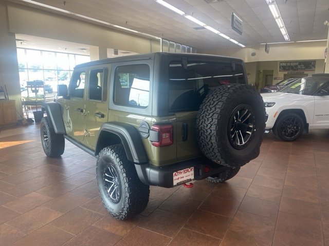 New 2025 Jeep Wrangler Unlimited Rubicon w/ XTREMEE 35" Tire Package image 4