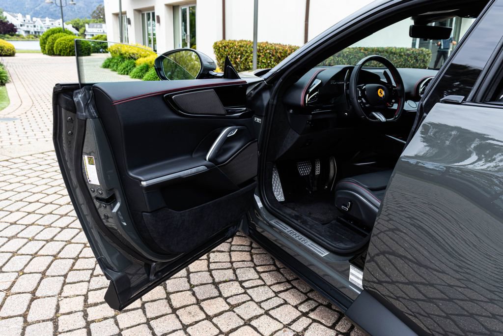 Certified 2025 Ferrari Purosangue AWD/4WD image 35
