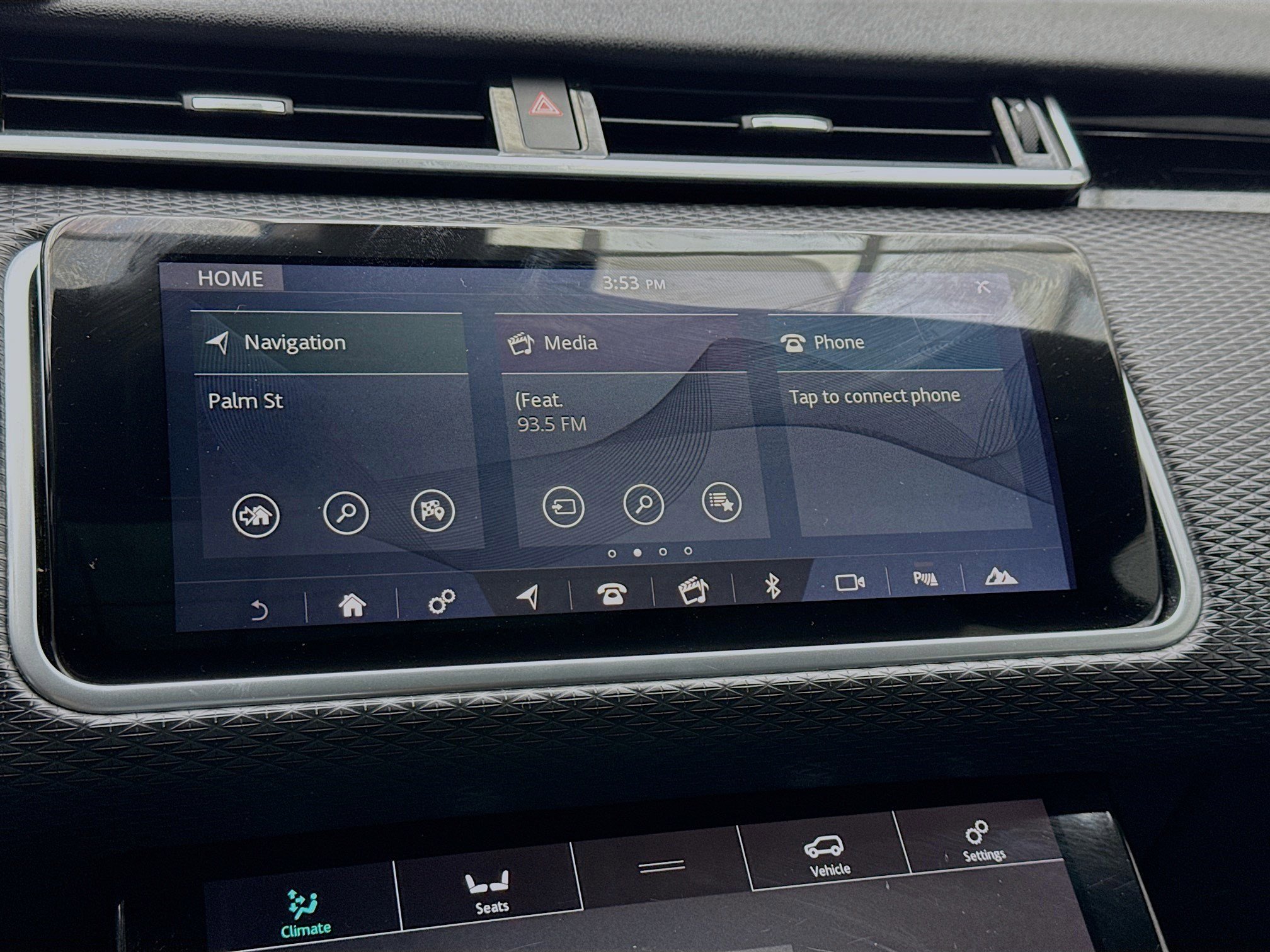 Used 2018 Land Rover Range Rover Velar R-Dynamic SE AWD/4WD image 11