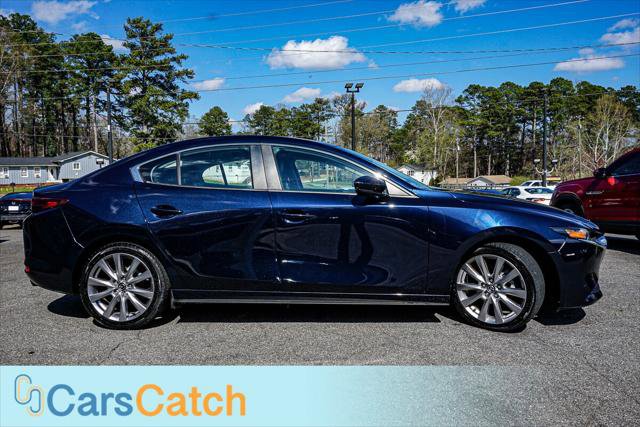 Used 2020 MAZDA MAZDA3 Sedan w/ Select Package image 2