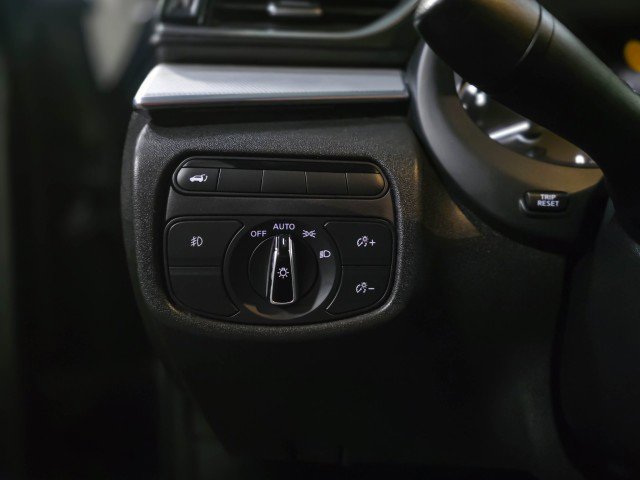 Used 2019 INFINITI QX50 Luxe w/ Navigation Package image 28