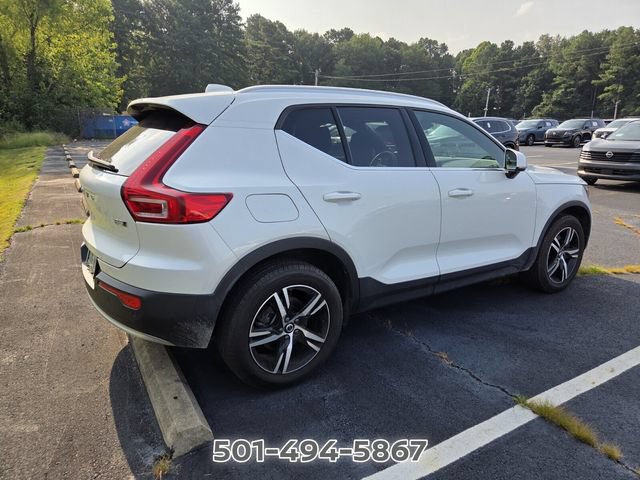 Used 2024 Volvo XC40 B5 Core AWD/4WD image 5