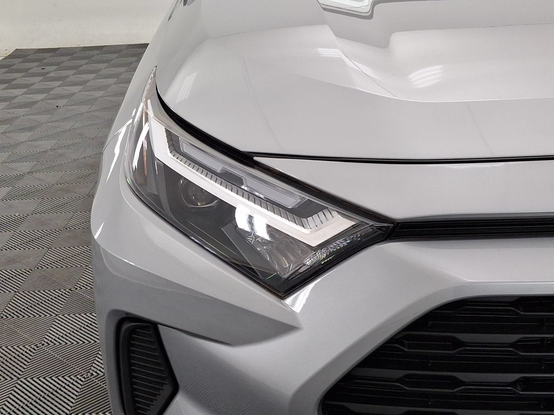 Certified 2025 Toyota RAV4 XLE w/ Convenience Package AWD/4WD image 27