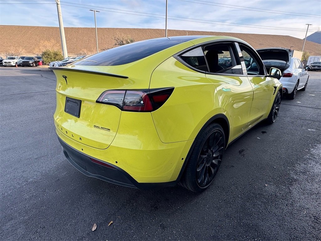 Used 2022 Tesla Model Y Performance image 3