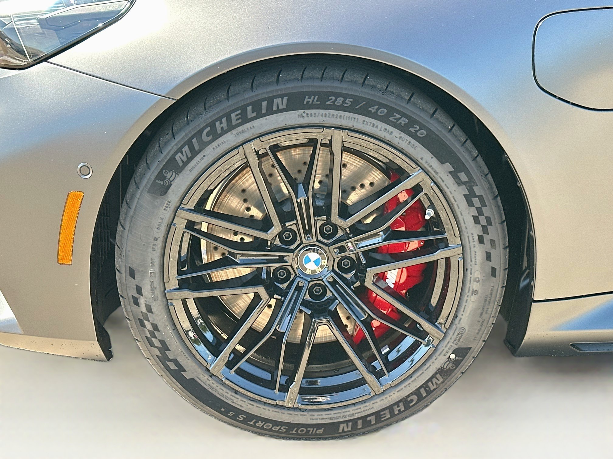 New 2027 BMW M5 Touring AWD/4WD image 25
